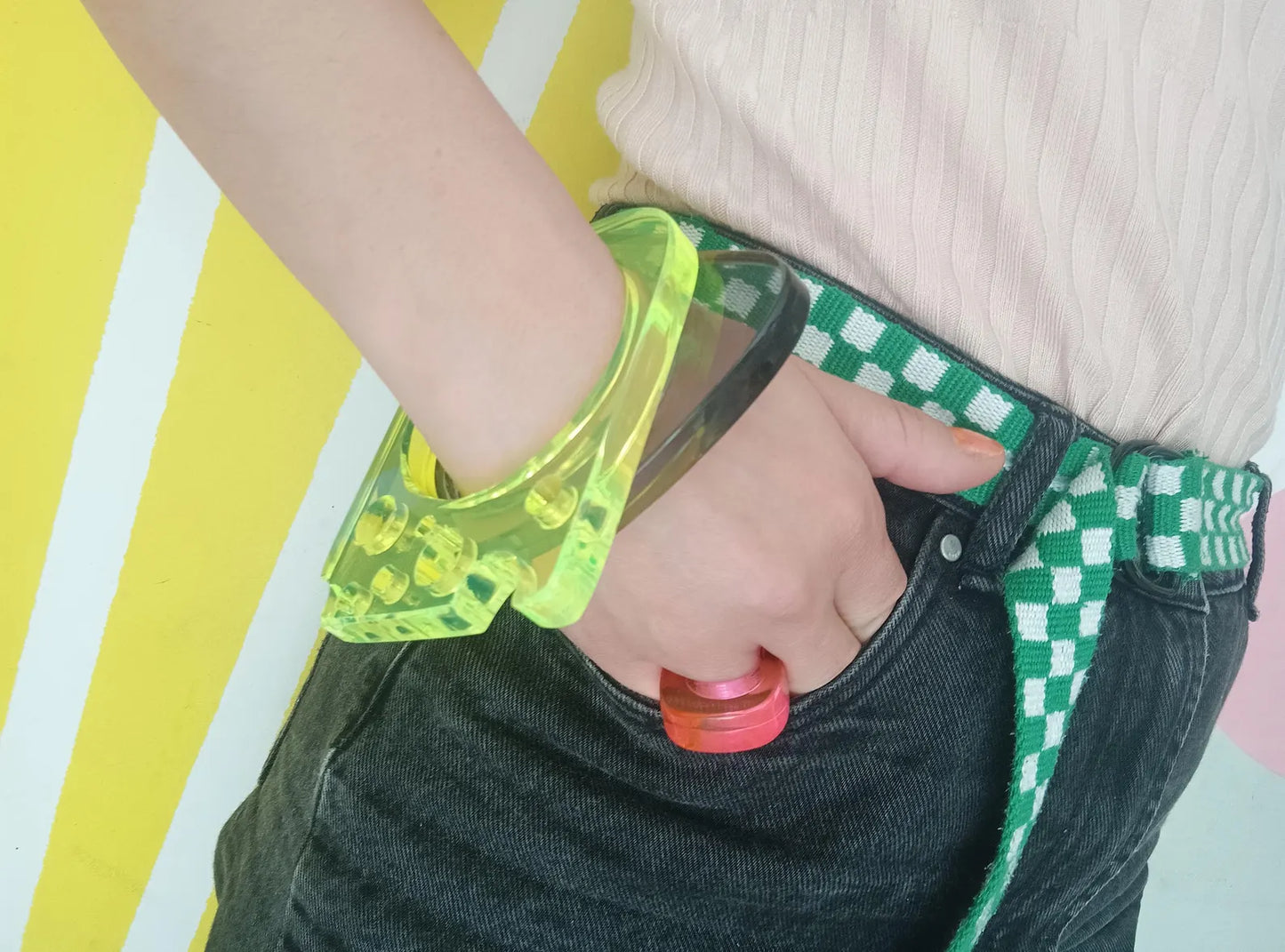 Bracelet en acrylique transparent